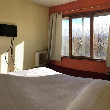 Italia Inn Hostel Сан-Карлос-де-Барілоче Екстер'єр фото