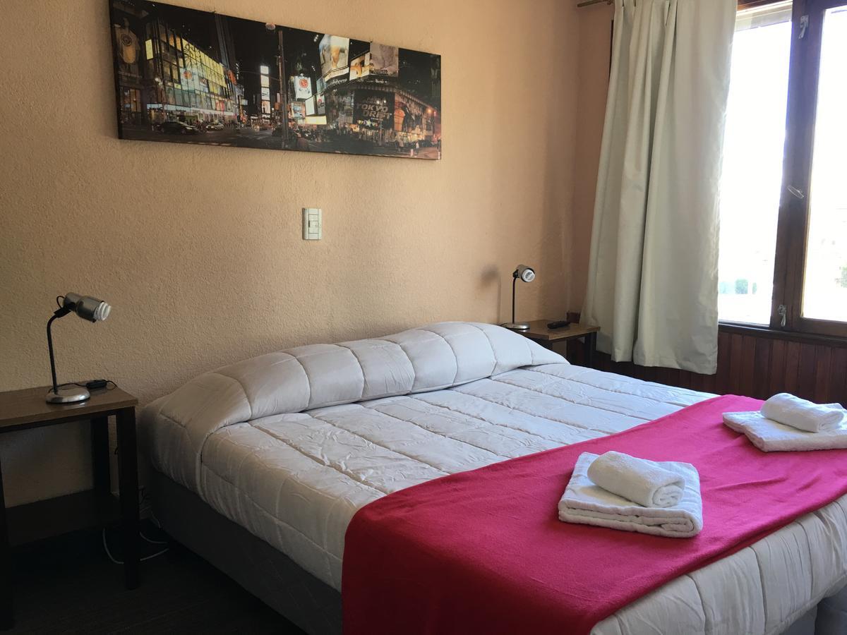 Italia Inn Hostel Сан-Карлос-де-Барілоче Екстер'єр фото